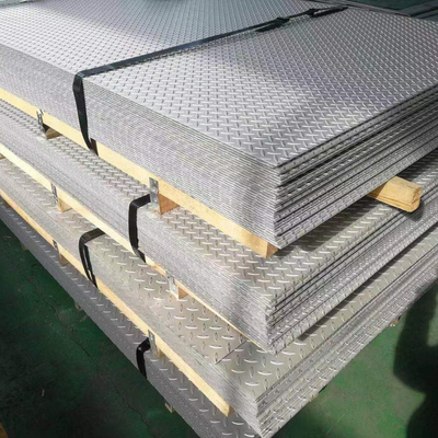 ASTM 304 Stainless Steel Skid Plate Pattern Embossed Checkered Sheet 5mm